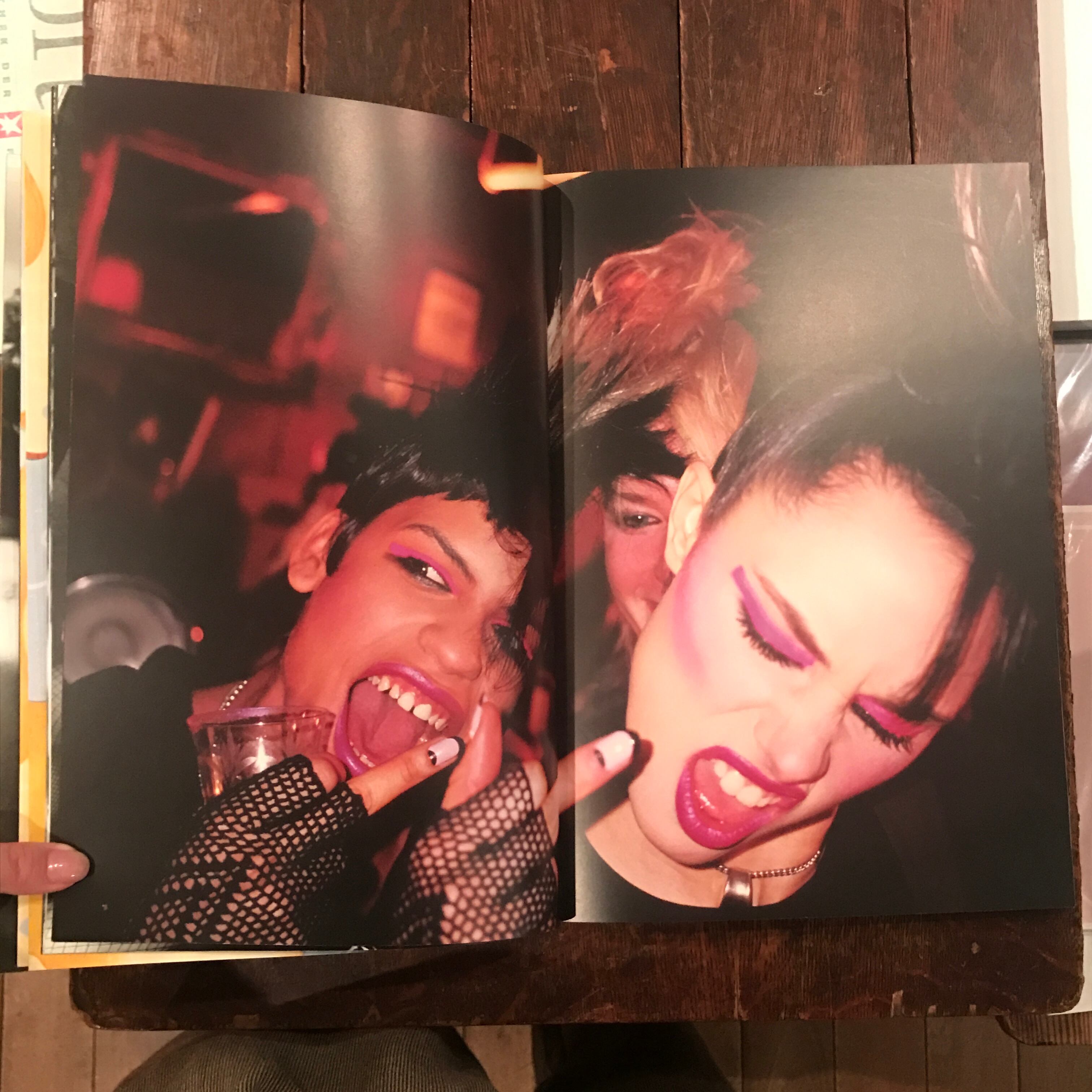 OMAHYRA & BOYD / エレン・ヴォン・アンワース（ELLEN VON UNWERTH） 百年