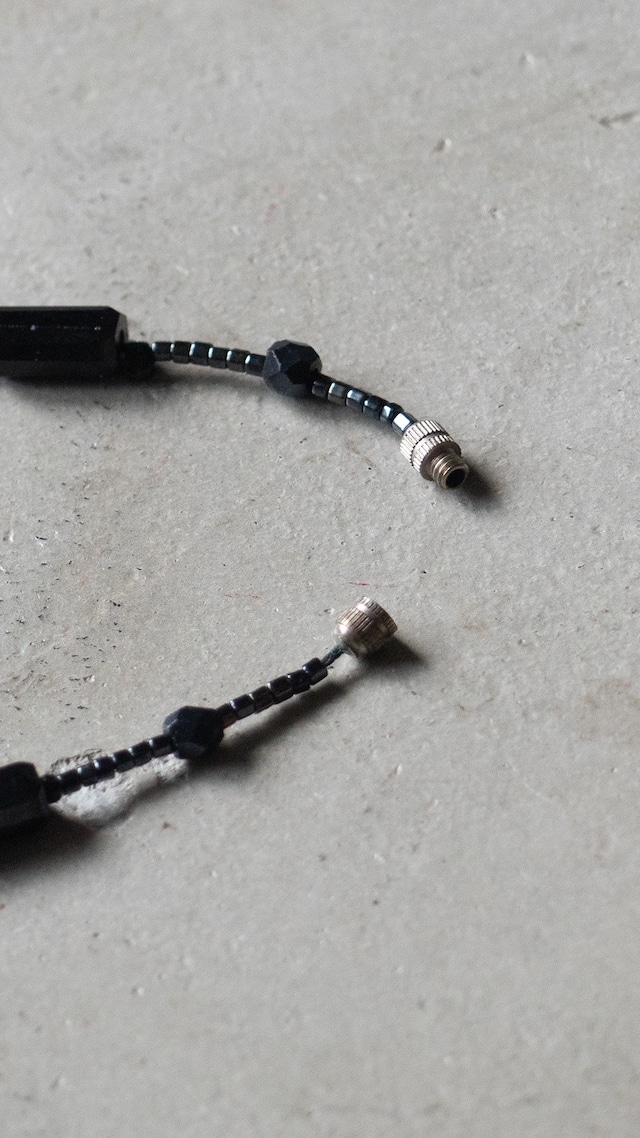 unknown used Glass beads necklace