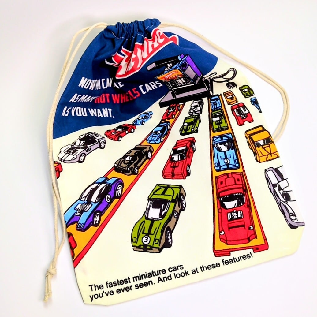 【 Hot Wheels ( ホットウィール ) 】ミニカー柄 / 巾着袋L / コットン巾着〚アメリカン雑貨 アメトイ〛