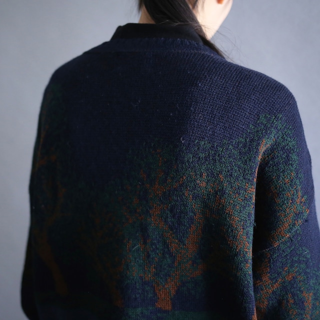 "PENDLETON" animal embroidery design loose silhouette wool sweater