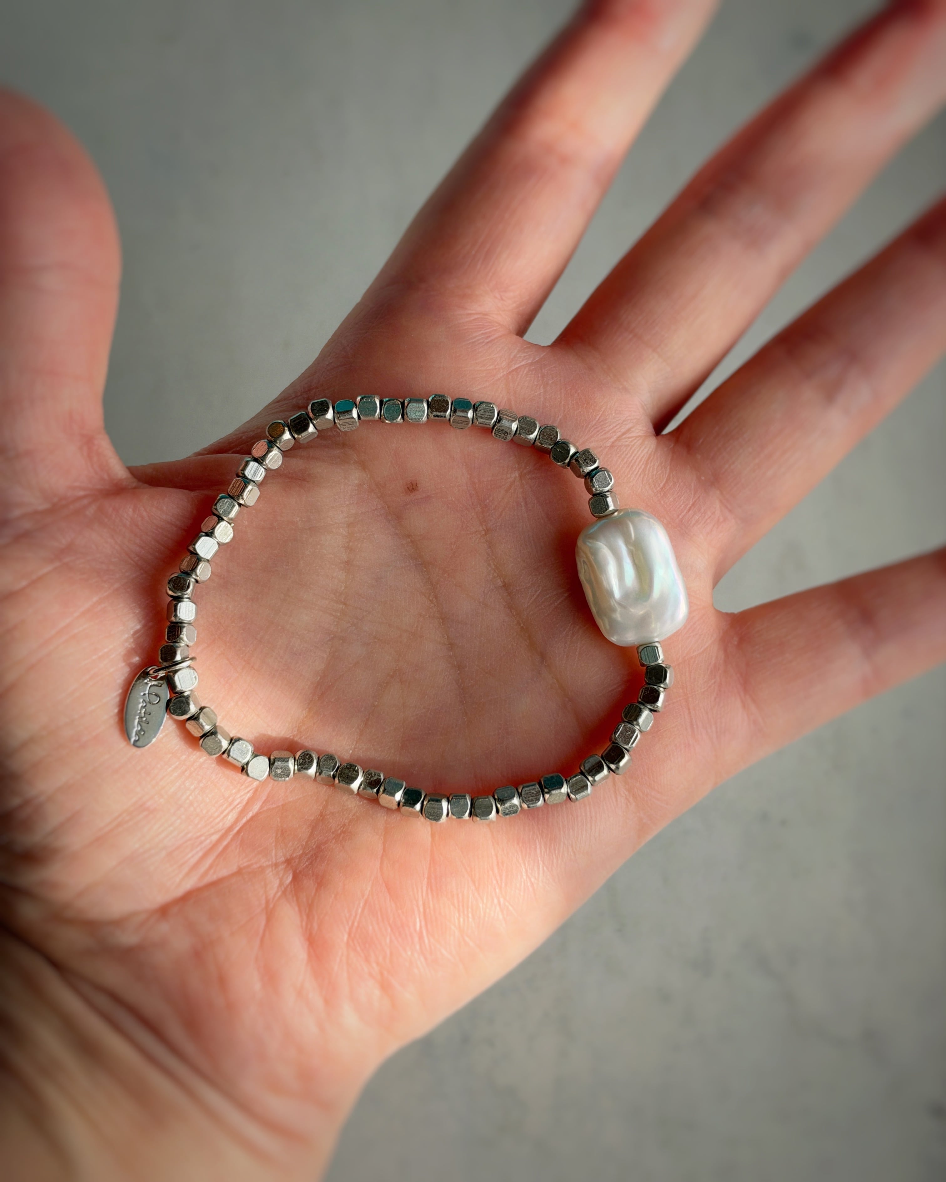 metal & stone bracelet(淡水パールB)