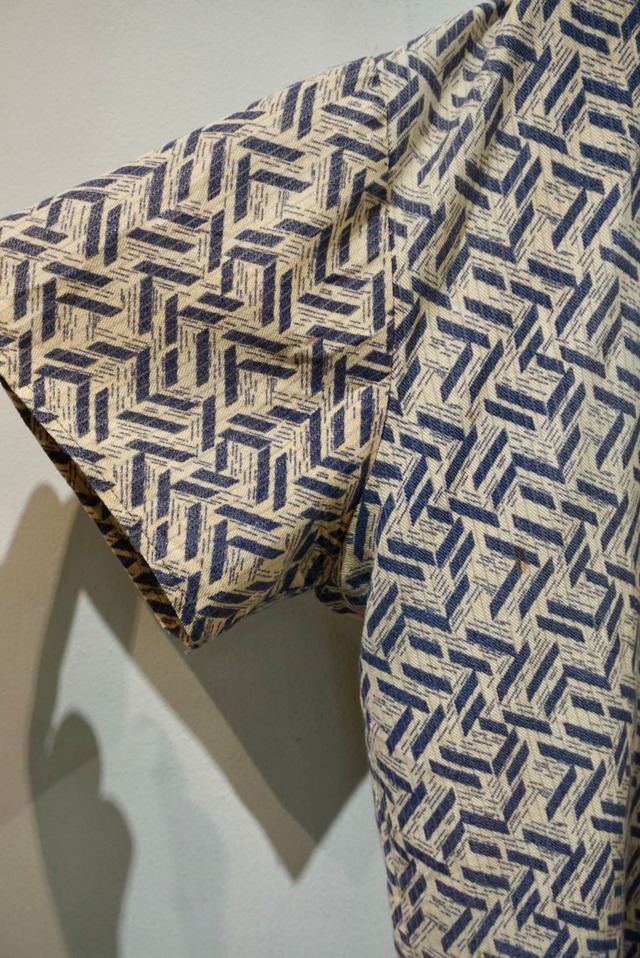 unknown s/s shirt