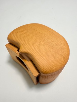 ベイトガくりぬきミニタイプ　UROKODO餌箱　落とし込み、ヘチ釣り、前打ち用餌箱