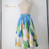 フラダンス 衣装 パウスカート ブルー系 KALAS プルメリア柄 ハワイアンプリント 花柄 植物柄 アロハ フラ ダンス レッスン 練習 ダンス衣装 ハワイアンダンス レディース 水色 ホワイト系 グリーン系 イエロー系 オレンジ系 スカート さわやか かわいい シングル パウ 花柄プリント フラダンススカート フレアスカート ボリュームスカート ハワイアン風 南国 夏 コスチューム プルメリア 花 プリント ウエストゴム きれいめ ふんわり 動きやすい レディース用 トレーニング 衣装用 文化祭