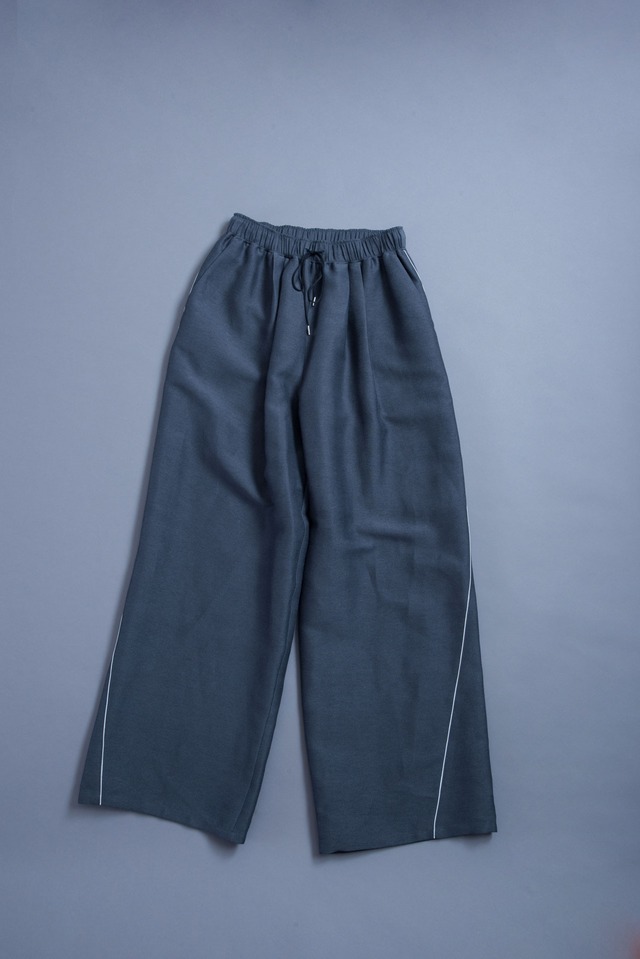 "silent" Wide Pants