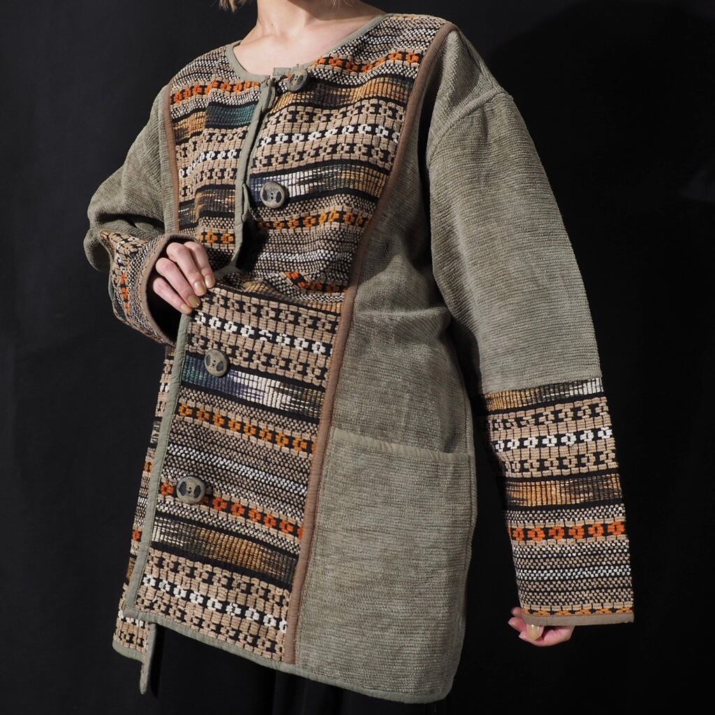 Ethnic line embbossed collarless vintage corduroy jacket