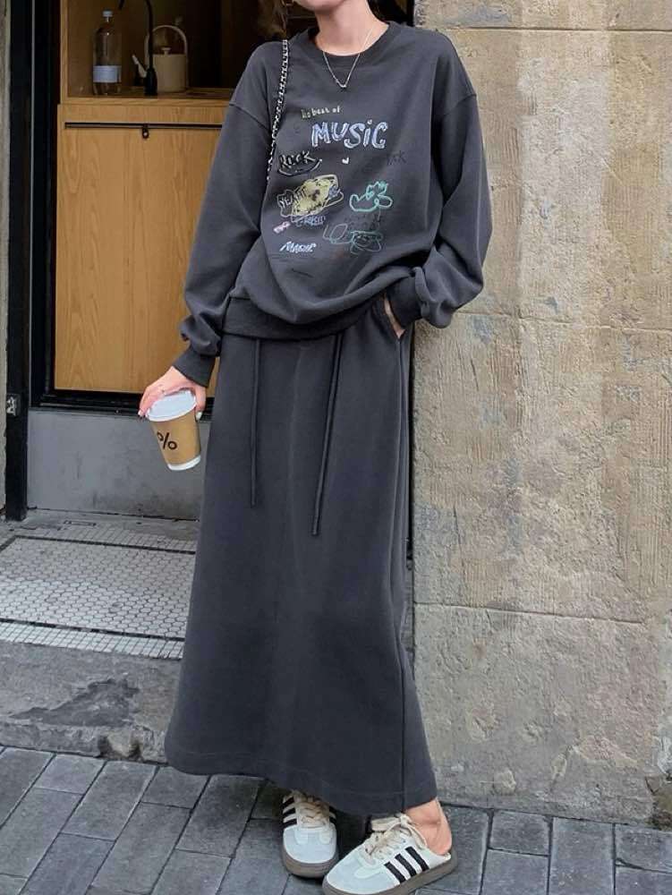 リラクシー×こなれ感の良いとこどり! プリントトレーナー×ロングスカート セットアップ おしゃれ 大人可愛い ロゴ カジュアル リラクシー ルームウェア 着回し 体型カバー 大きいサイズ 韓国 CH11404