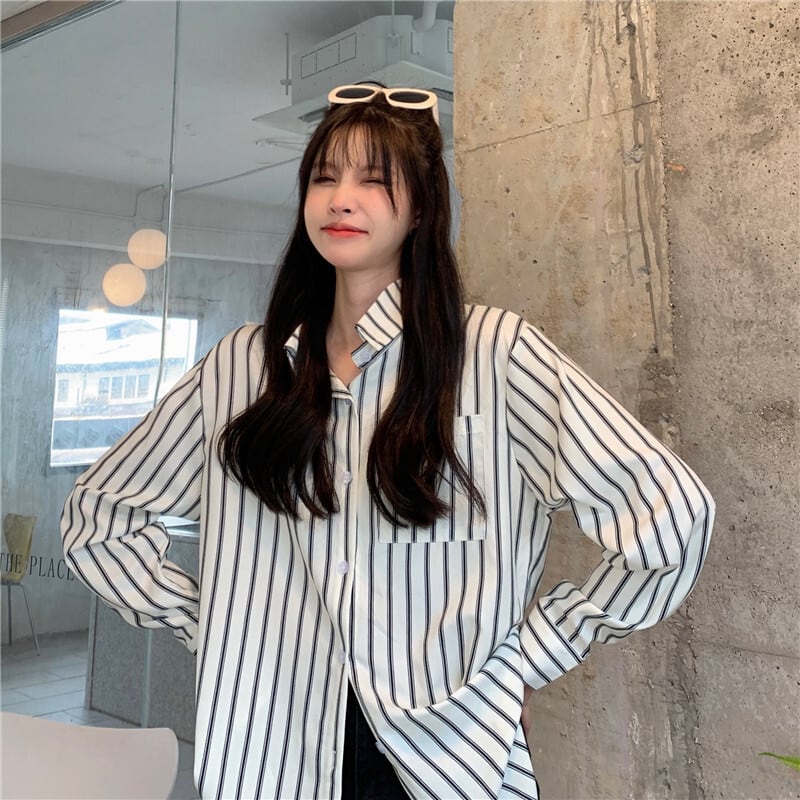 ストライプデザイン長袖トップス ストライプデザインの長袖シャツ Dime