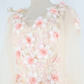 パーティドレス ワンピース ドレス ピンク系 イチオク ICHIOKU 演奏会 発表会 パーティ カラードレス 花 クリーム色 明るい 花 結婚式 フォーマル 大人 女性用 かわいい エレガント おしゃれ 花柄デザイン