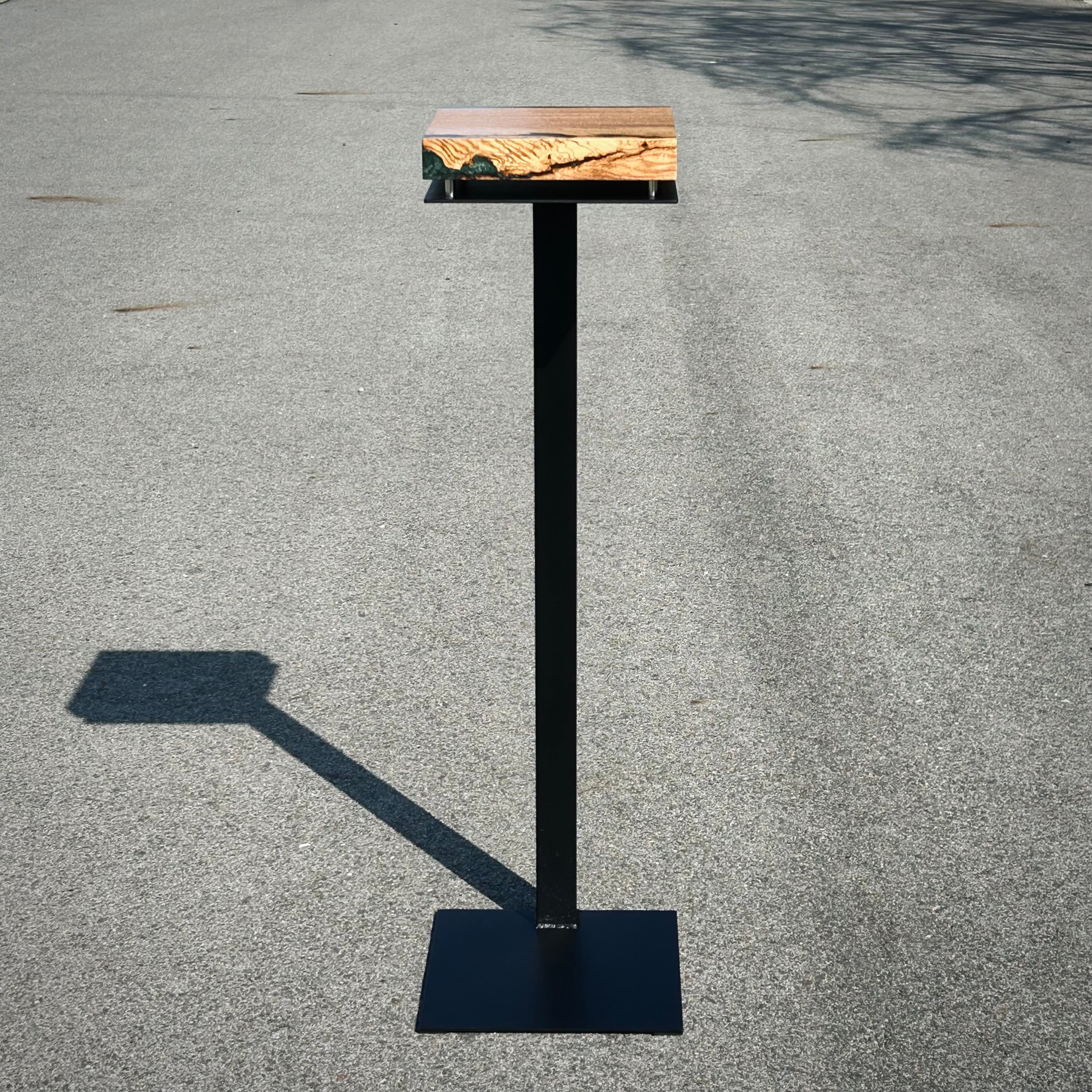 スタンド ウッドレジン 展示台 | 【 wire furniture 】