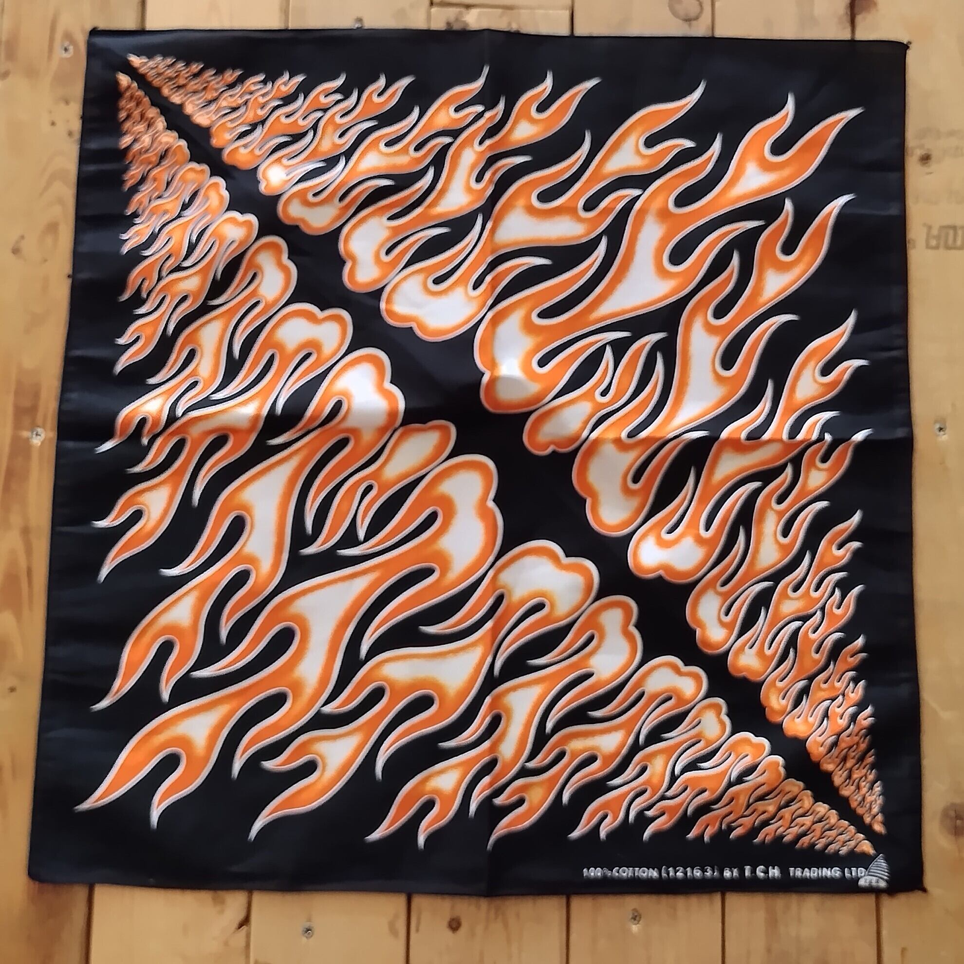 新品 バンダナ ファイヤーパターン/ブラック fire USA古着 | マン