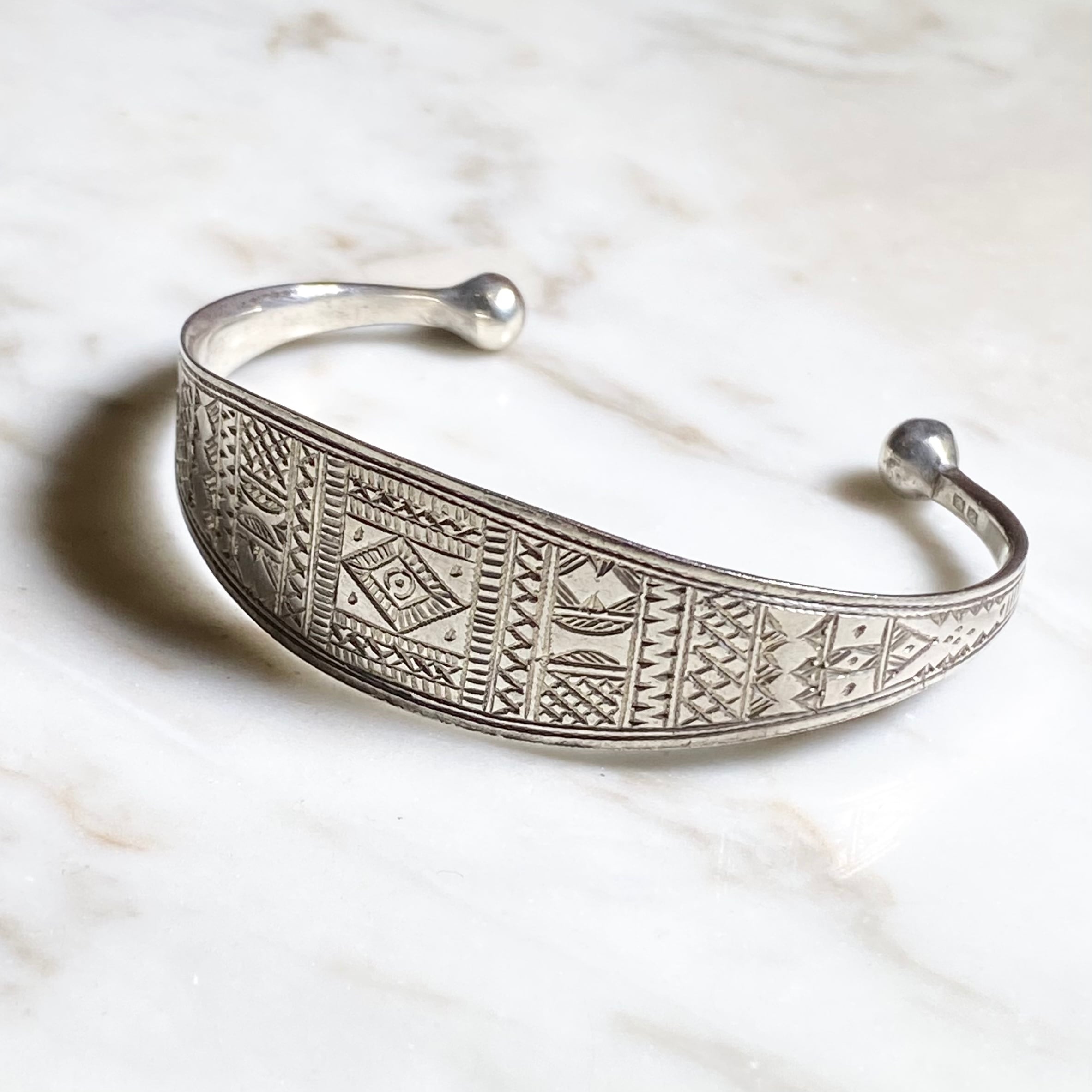 vintage TOUAREG silver engraved cuff bangle | NOIR ONLINE