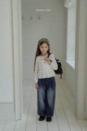 韓国子供服 / 26Autumn / ?取寄?momoann / ホルターフリルTシャツ / キッズ服 / 女子服 / 秋服 *3~13*