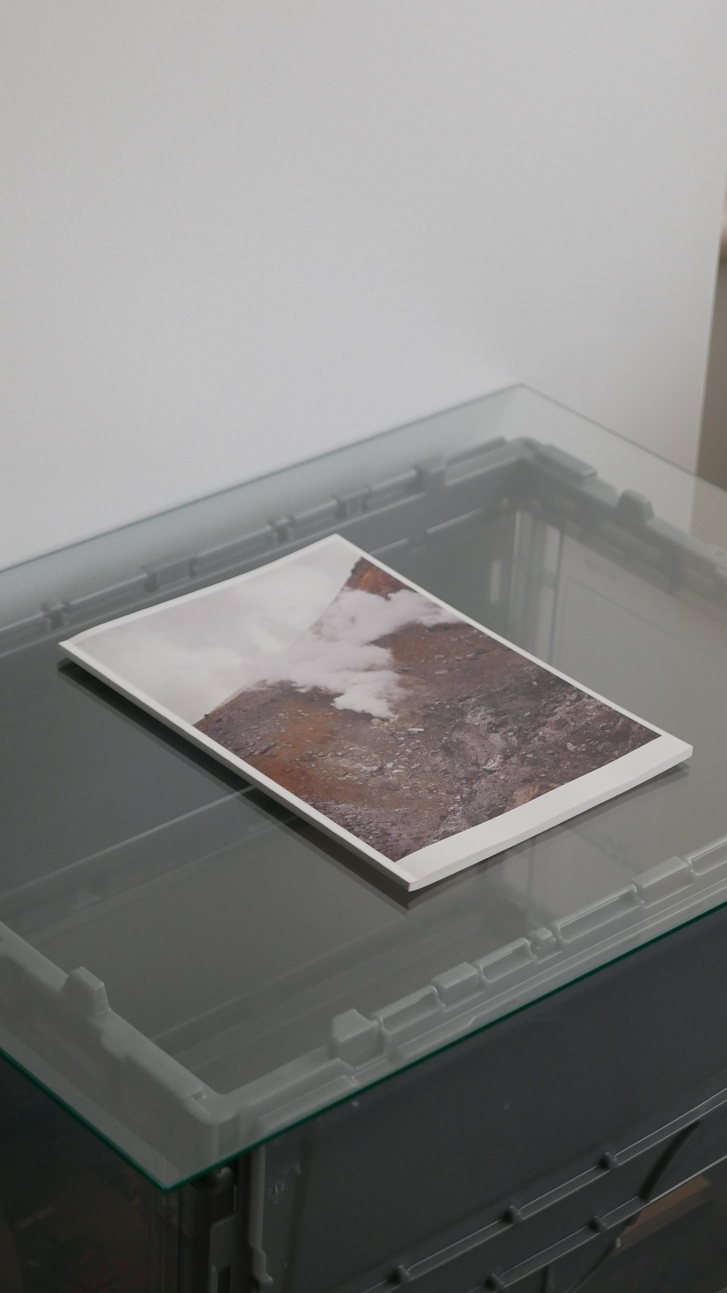 volcanic land , 鈴木優香 , ZINE ( photo book )