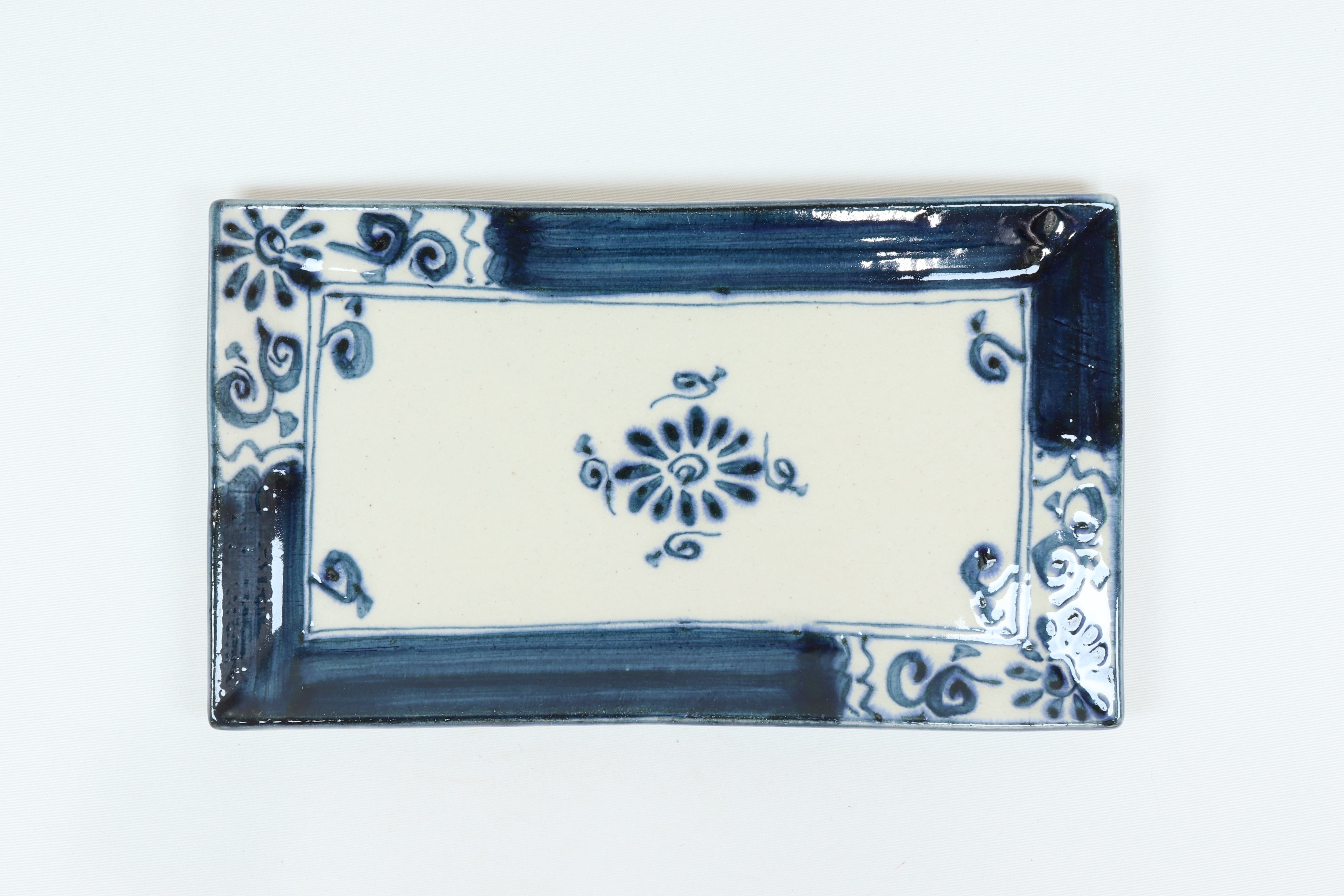 安南 長角プレート 染唐草【B級品 特価】