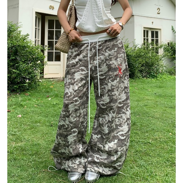 back logo camouflage pants　バックロゴ迷彩パンツ　J2074
