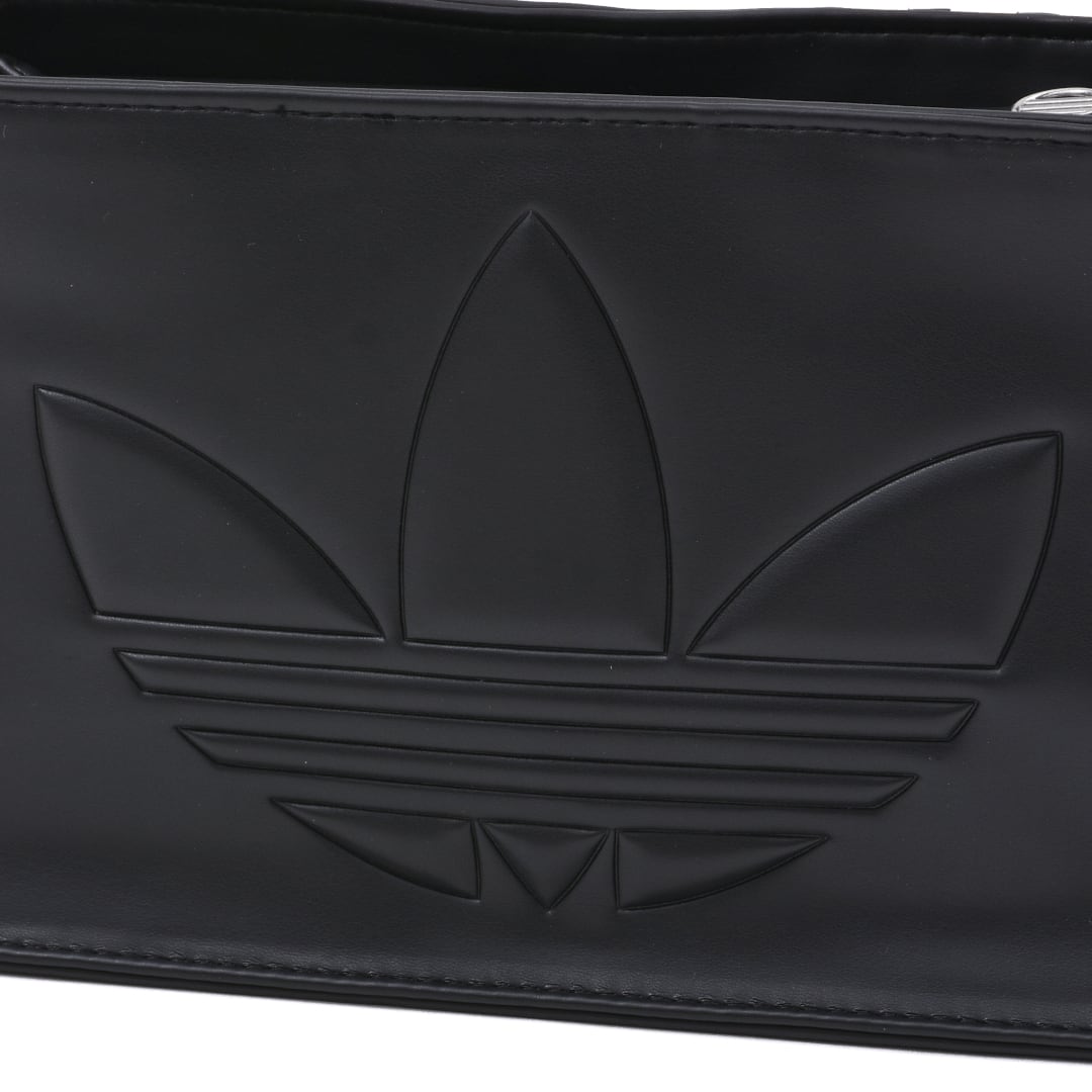 adidas】2025A/W☆トレフォイル ショルダーバッグ(エンボス加工