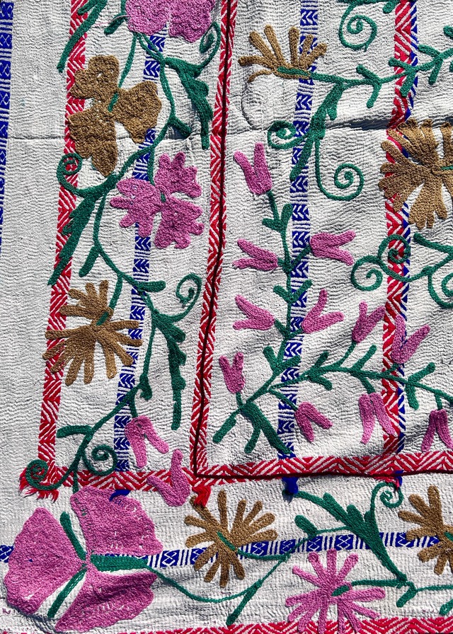 EMBROIDERY KANTHA QUILT_024
