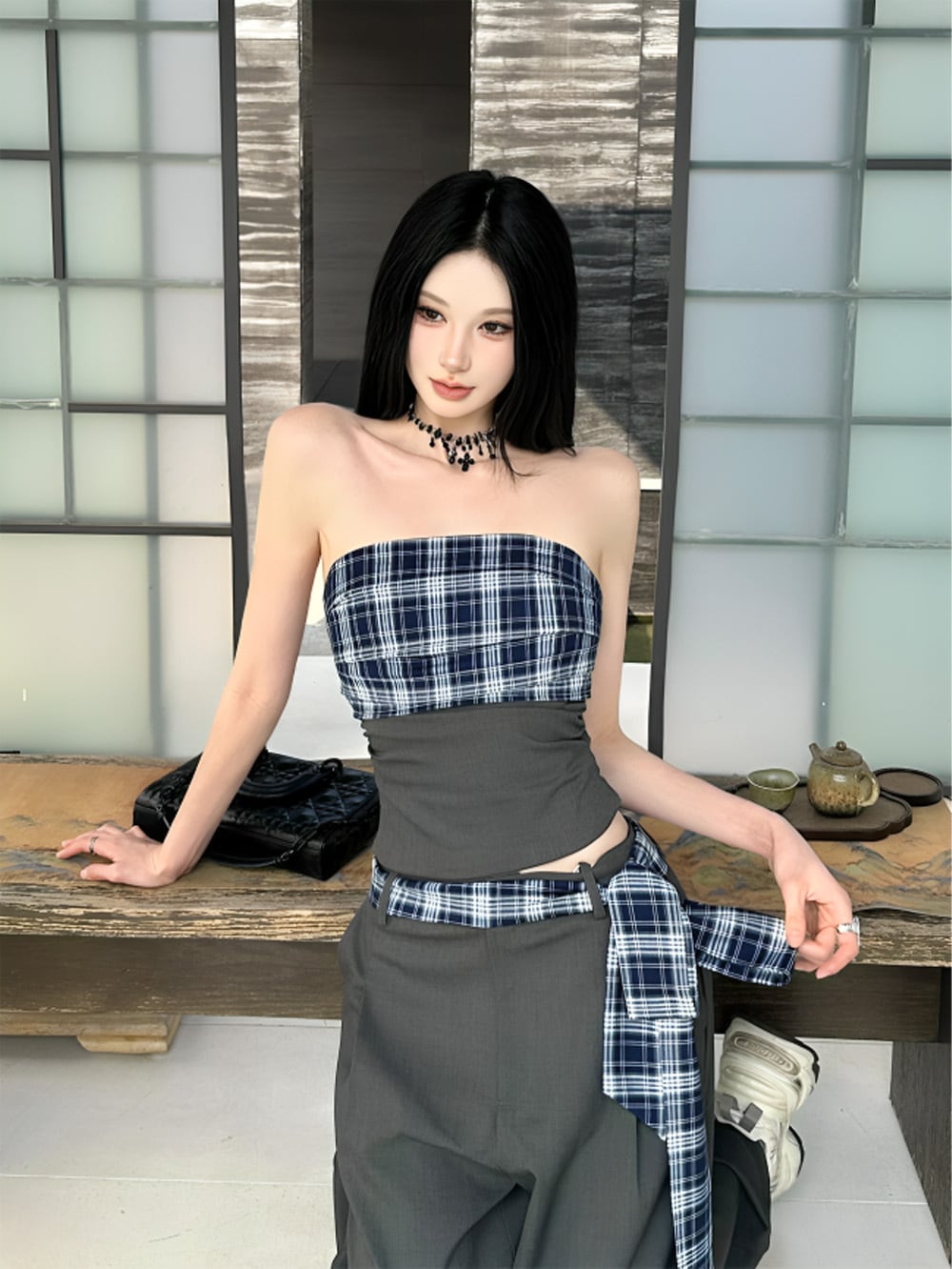 リッチネイビーチェックチューブトップ＋コードベルトパンツ