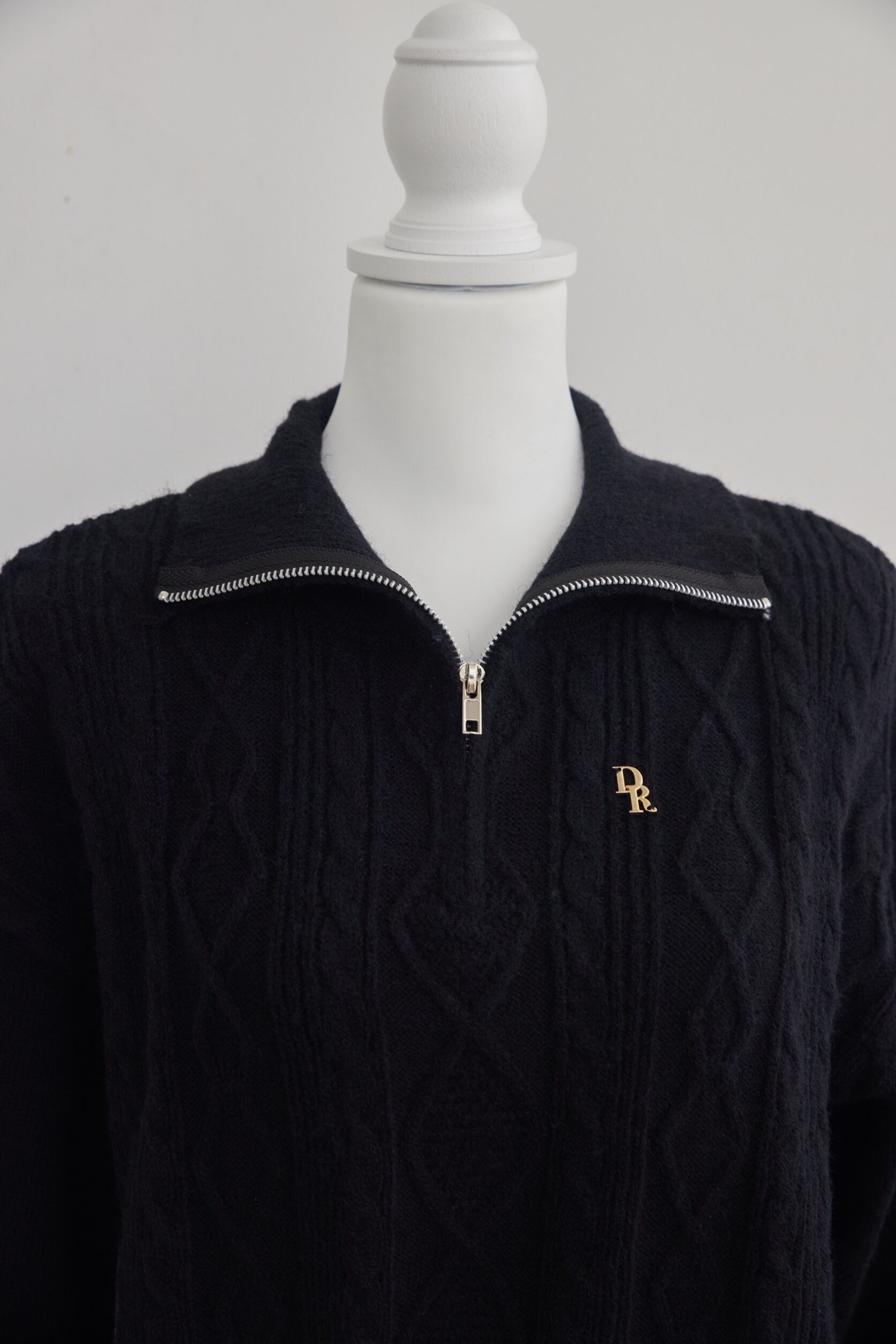 DR half zip cable knit onepiece | Désir et Raison