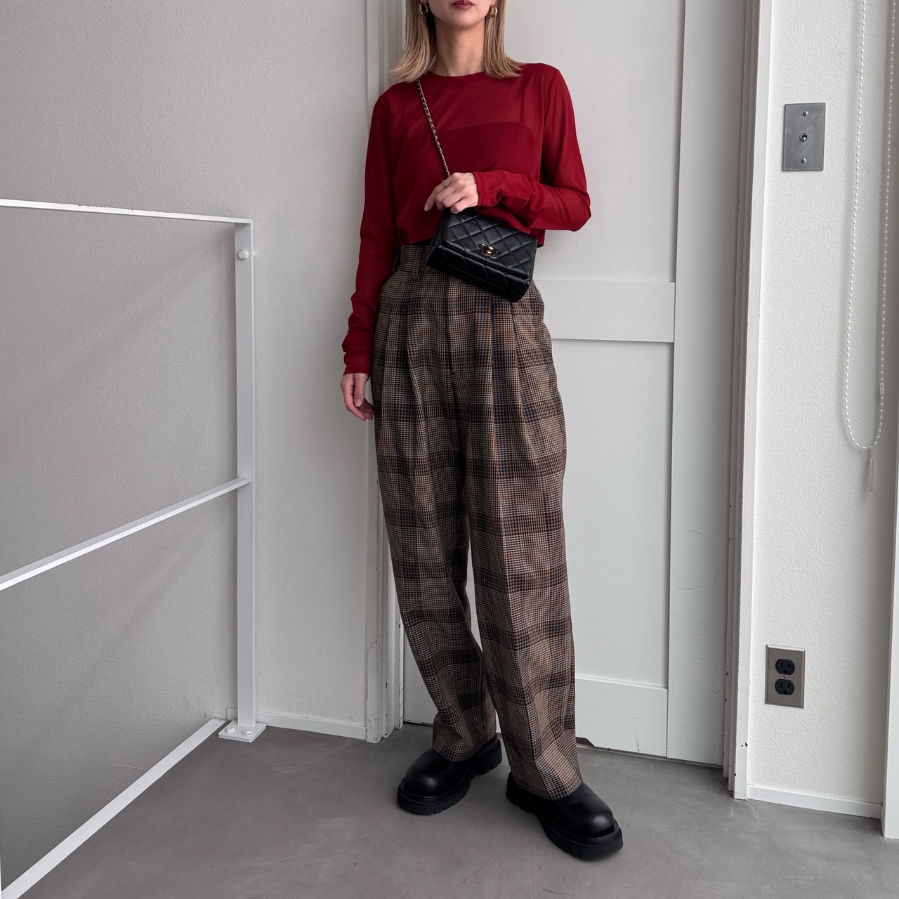 crew neck tulle sheer short tops/red