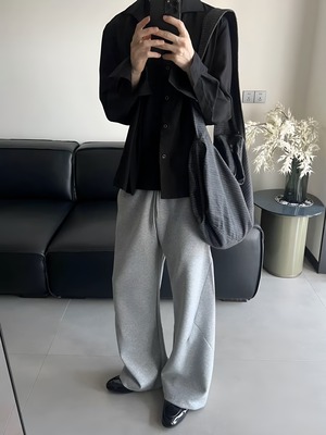 OKINE/Curved Sweatpants