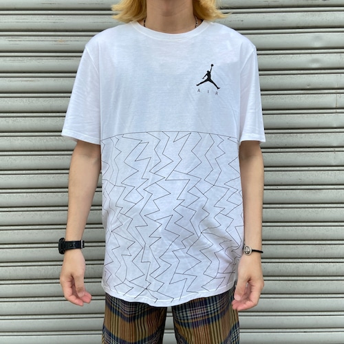 タグ付き未使用品 AIR JORDAN プリントTシャツ ジャンプマン 白 L