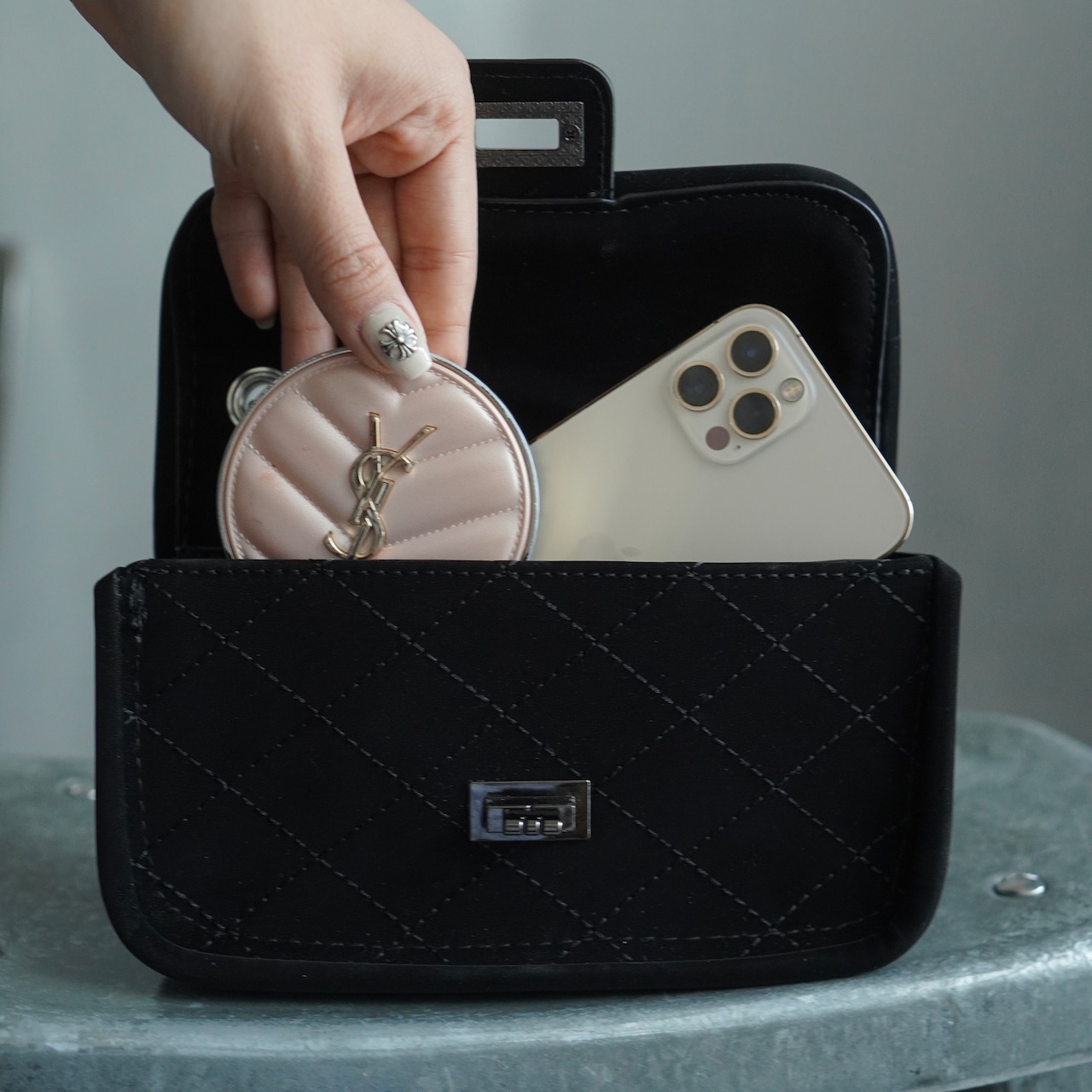 マットキルティングダブルチェーン2waybag／Black