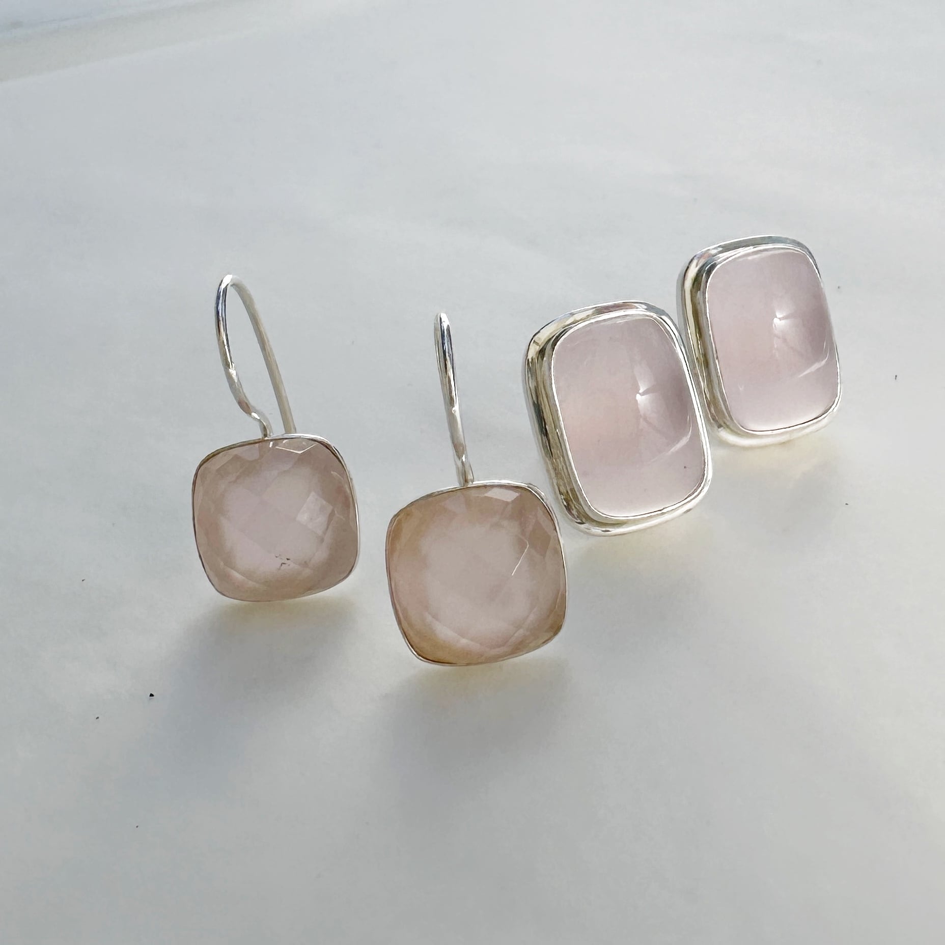 ローズクォーツ シルバー リング＆ピアスセット アンティーク 淡いピンク ピアス ローズクォーツ ピンクゴールド ラウンド 丸い 淡いピンク 桃色