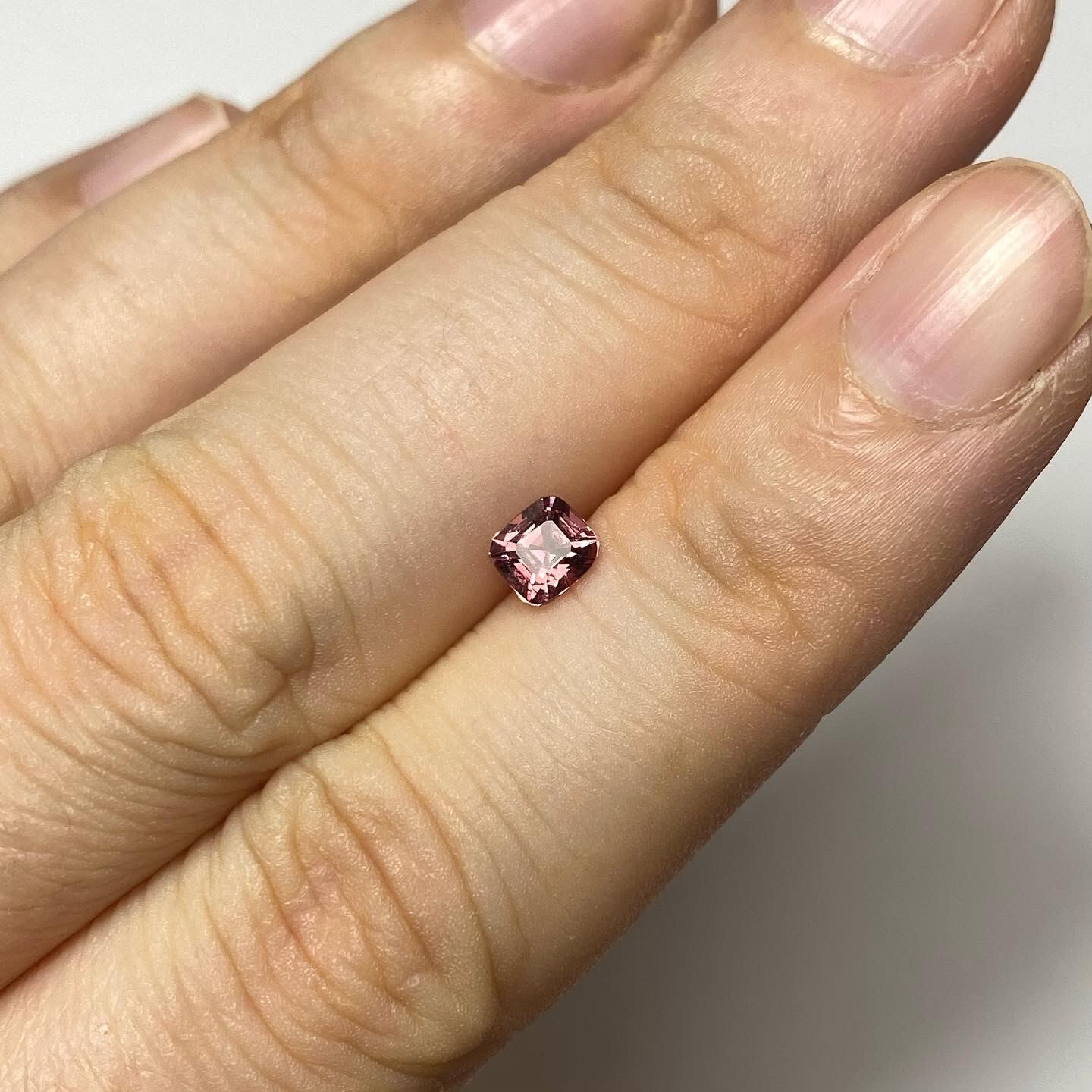 No.10 ベトナム産スピネル