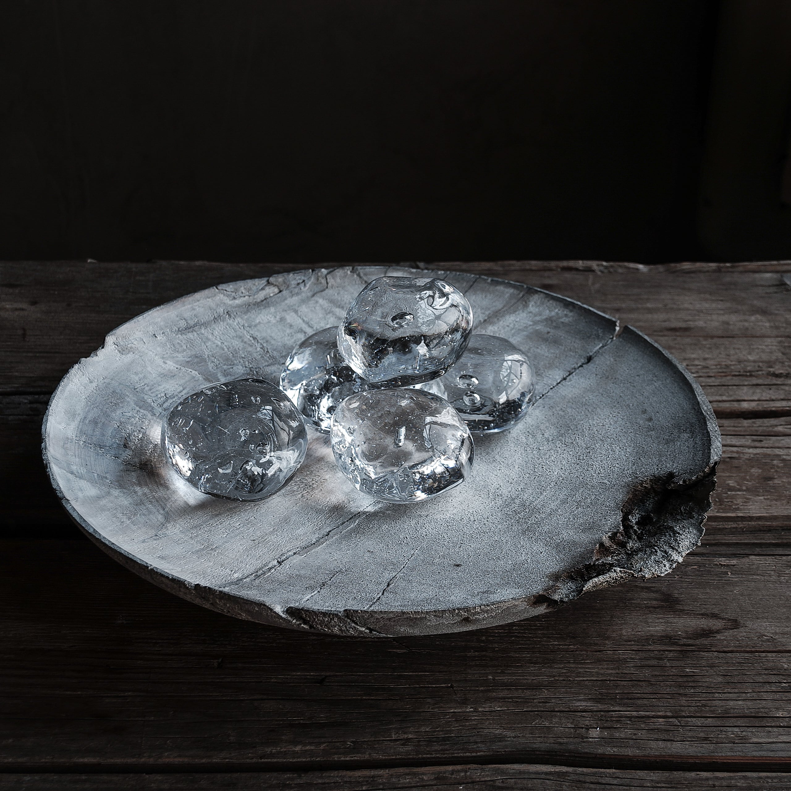 水の石 sakaida aki | いびつ