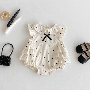 【BABY】リボン付きドットフリルロンパース