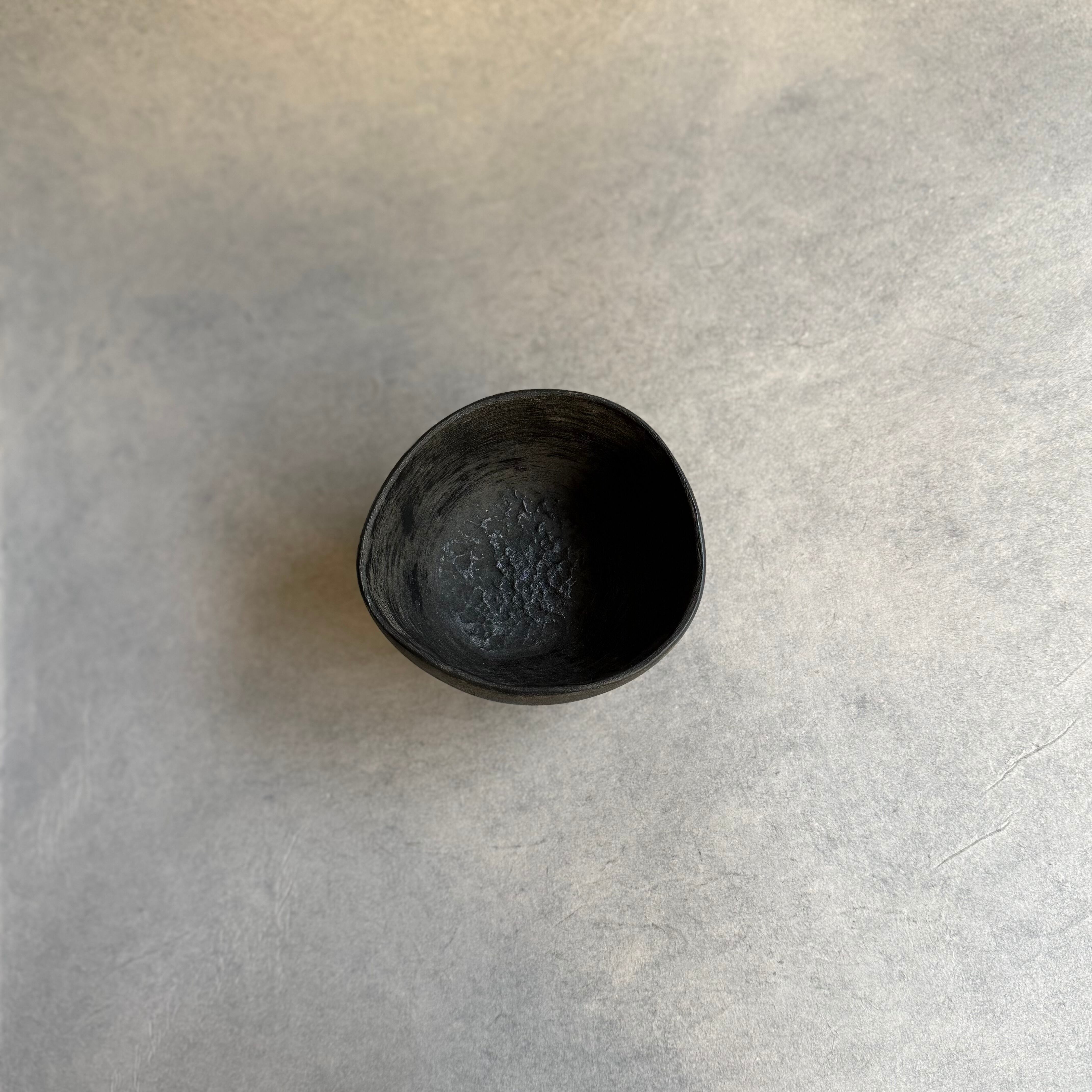 Shimoo Design 浮様 IBITSU 椀 黒 | gallery 一白