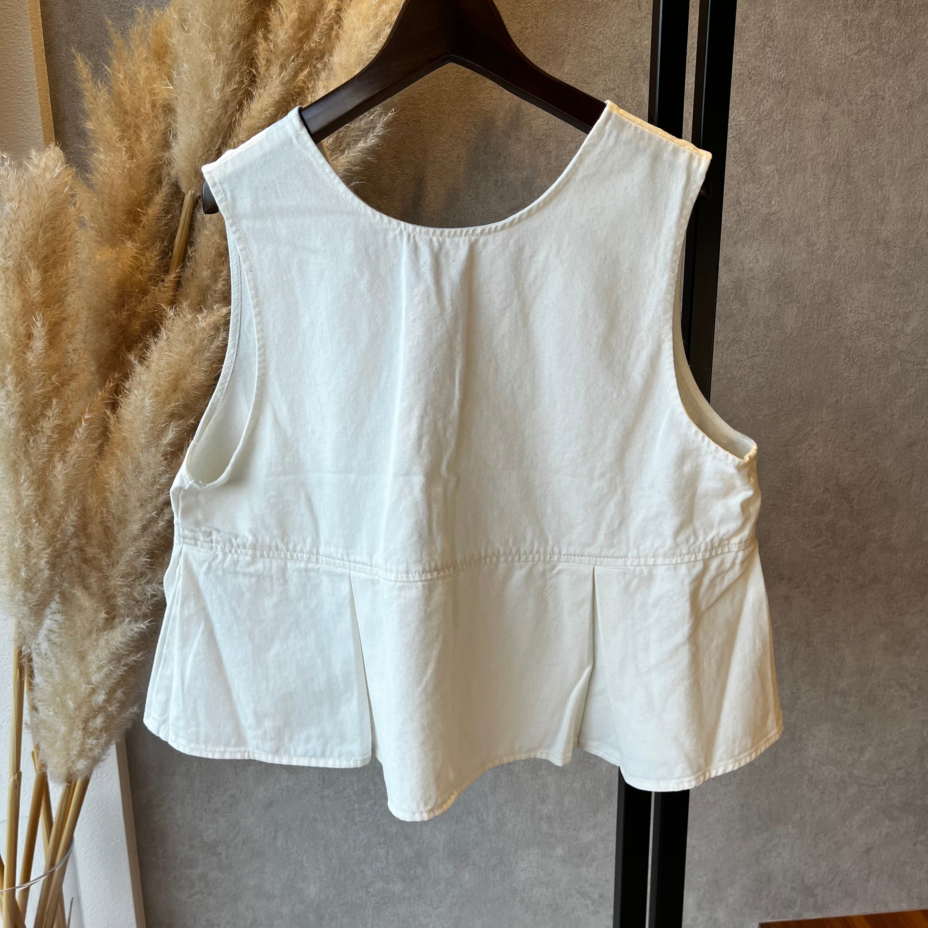 QTUME デニムタックペプラムベスト（N) | whispermusee