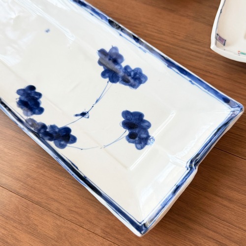 松尾貞一郎 ｜ 段付長角皿（細）約34.5cm「染付花鳥紋」　貞土窯・有田