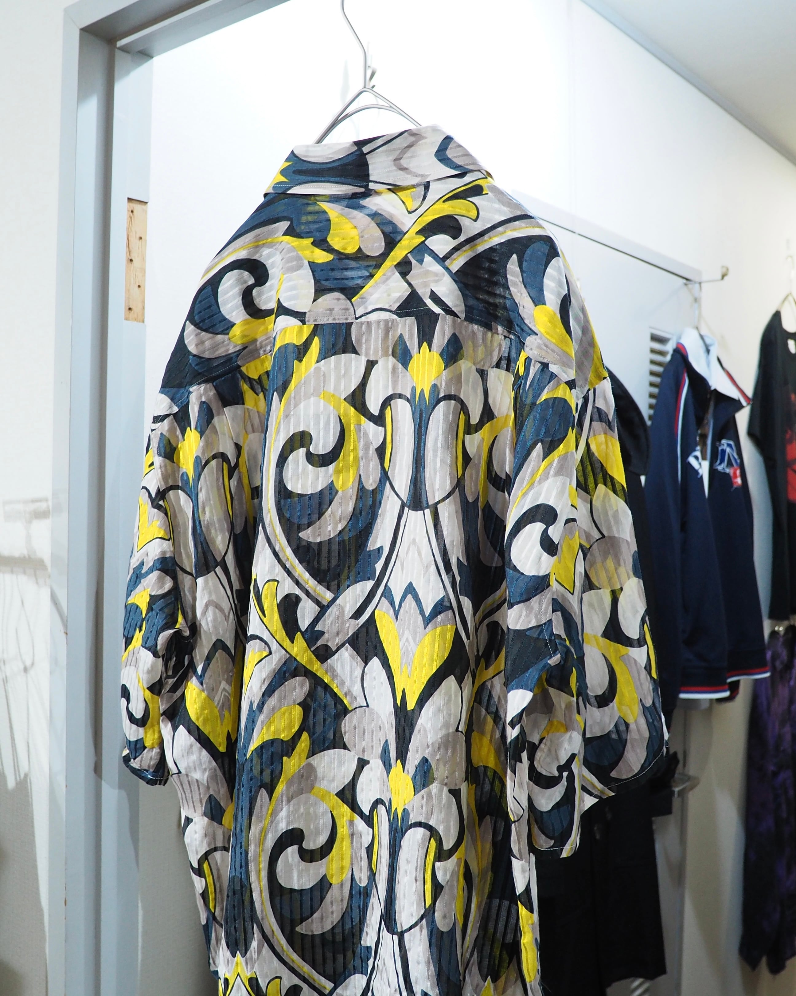 " Barassi MILANO " Beautiful Luxury Pattern Silk mix SS Shirt