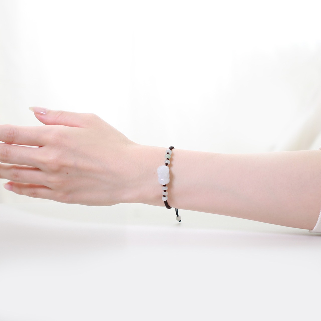 貔貅〈ヒキュウ〉紐ブレスレット hikyu brown A貨翡翠 jd_br1142