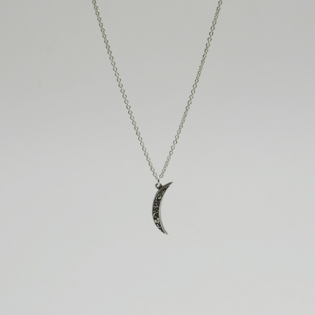 N211 HANNA543 正規品 925SILVER ムーンロングネックレス BTS ジミン着用モデル | 日本未入荷アクセサリー Leadhope