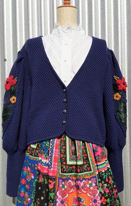Flower embroidery tyrolean cardegan／フラワー刺繍 チロリアンカーディガン