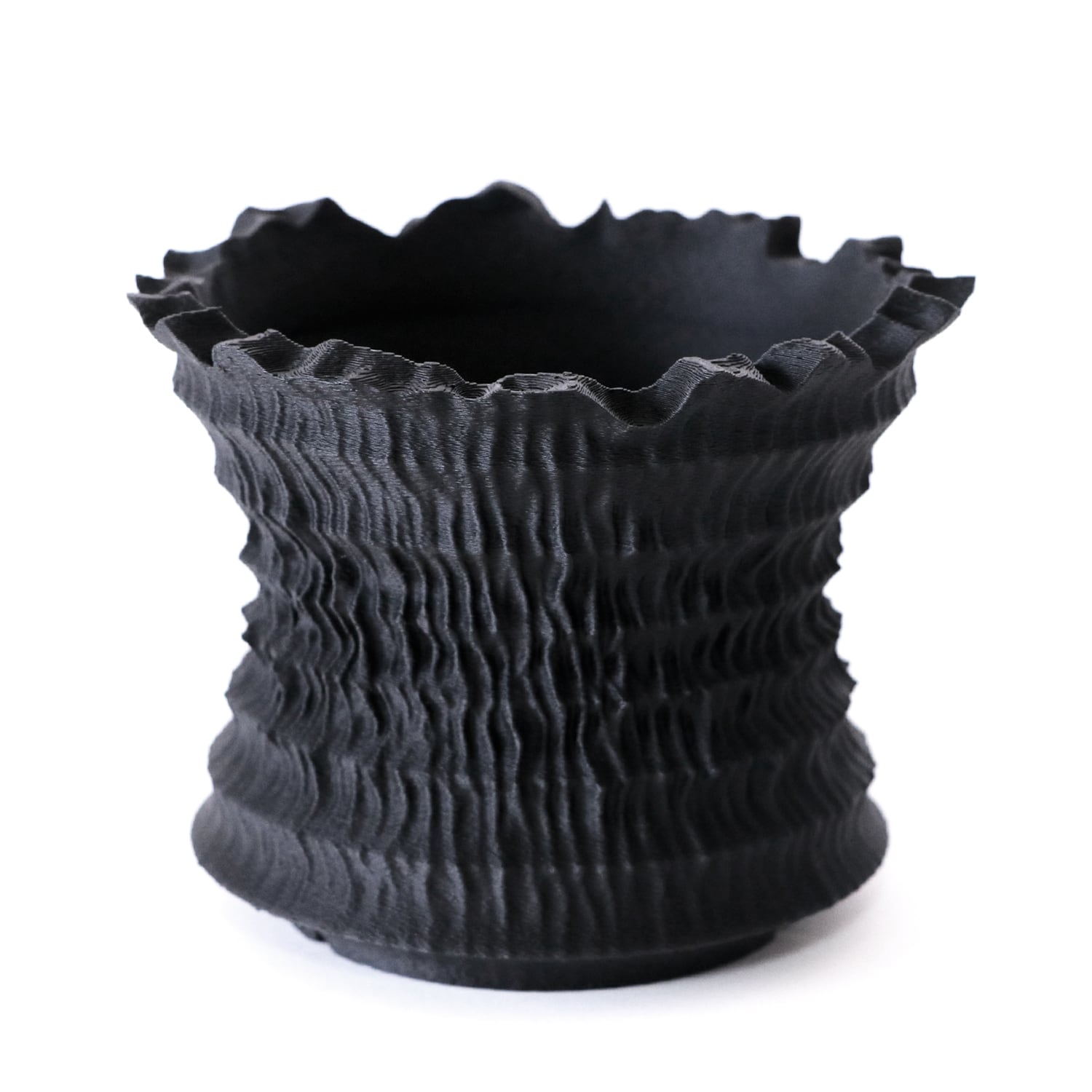 彫刻的な造形美を纏う3D植木鉢｜Adv-051-S (110×90)｜Shinogi cr Adv鉢