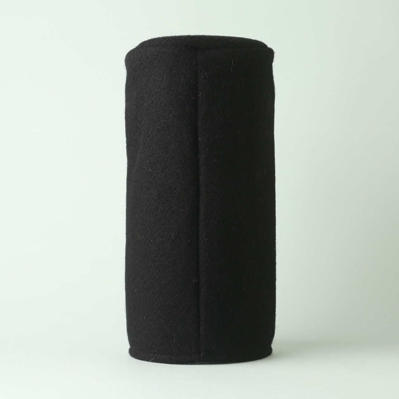 Harris Tweedを使用した筒型フェアウェイウッド用ヘッドカバー HT_33FW_C(ブラック)