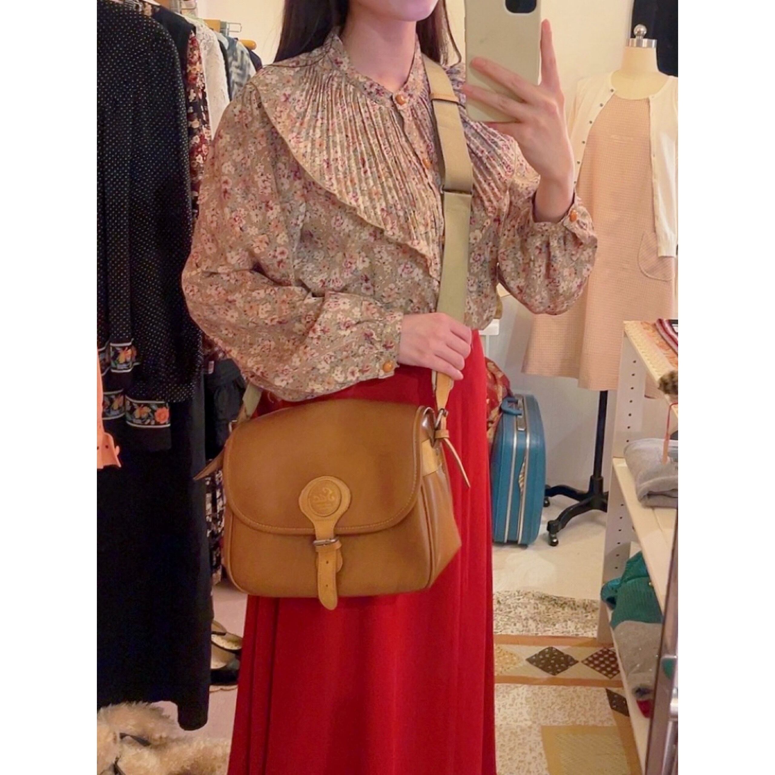 sac / beige brown shoulder bag