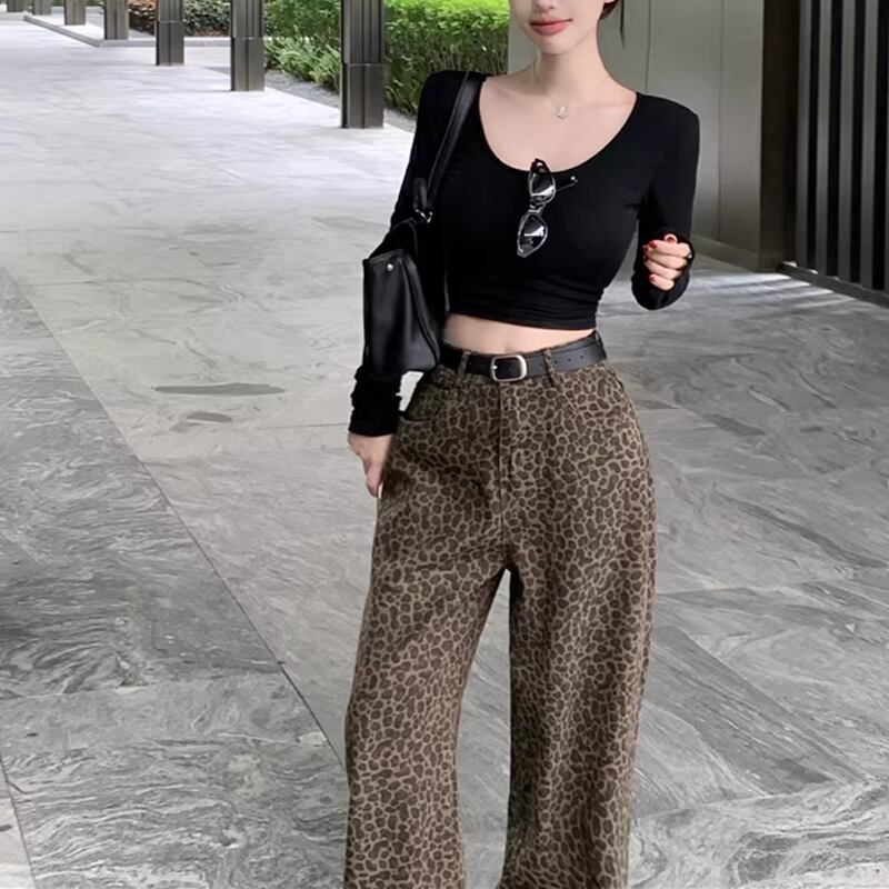 【set】ショートトップス×ベルト付きヒョウ柄パンツセット Q8170