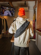 〈TGIF〉REFLECTIVE LOGO NYLON ROLLIN' SHOULDER BAG