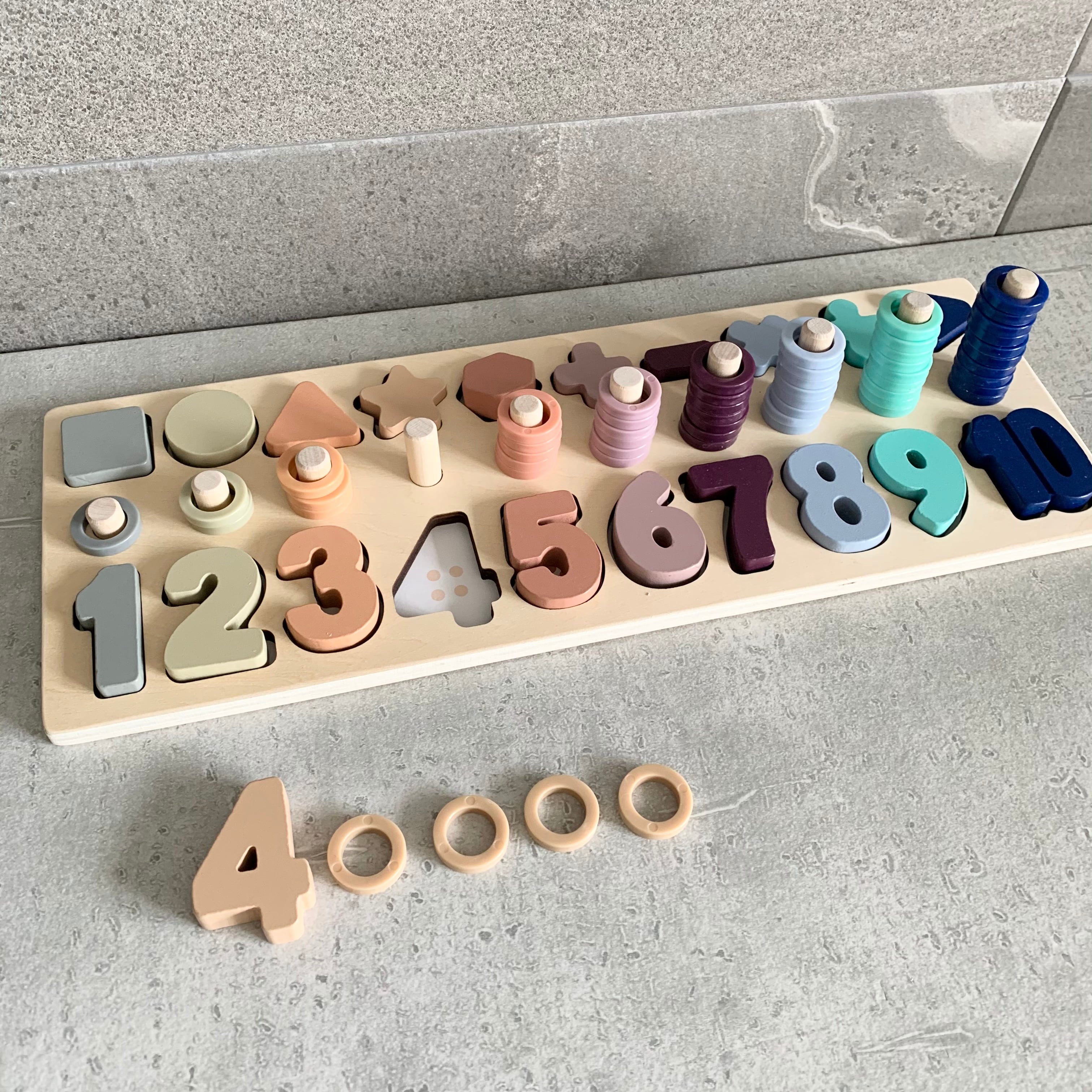 wooden toy 型はめパズル 木のおもちゃ モンテッソリー 知育玩具 数字