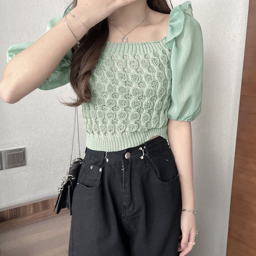 ショート丈 ニット ブラウス レディース 春夏 トップス 大人 きれいめ おしゃれ かわいい フェミニン パフスリーブ スクエアネック 大人可愛い 大人女子