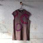 Circle embroidery high gauge knit tops