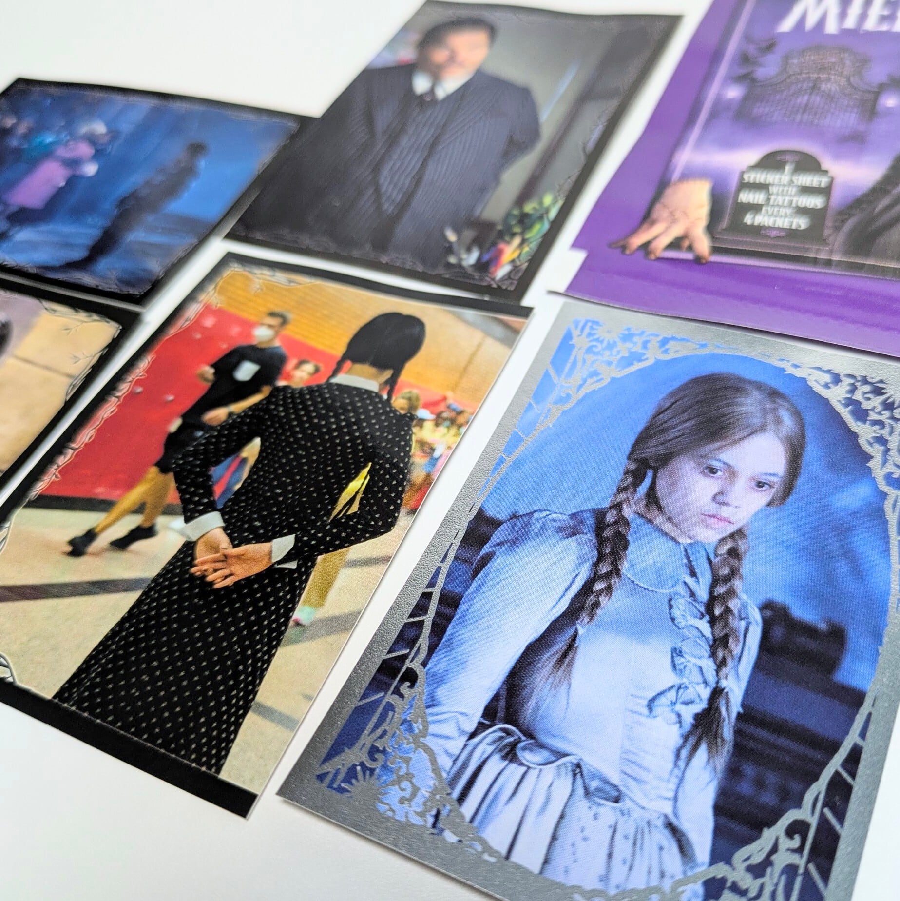 送料無料！【 Wednesday / ウェンズデー 】 Panini Stickers / パニーニ・ステッカー トレーディングステッカー 単品 （1個=4STICKER入）〚アメリカン雑貨 アメトイ〛