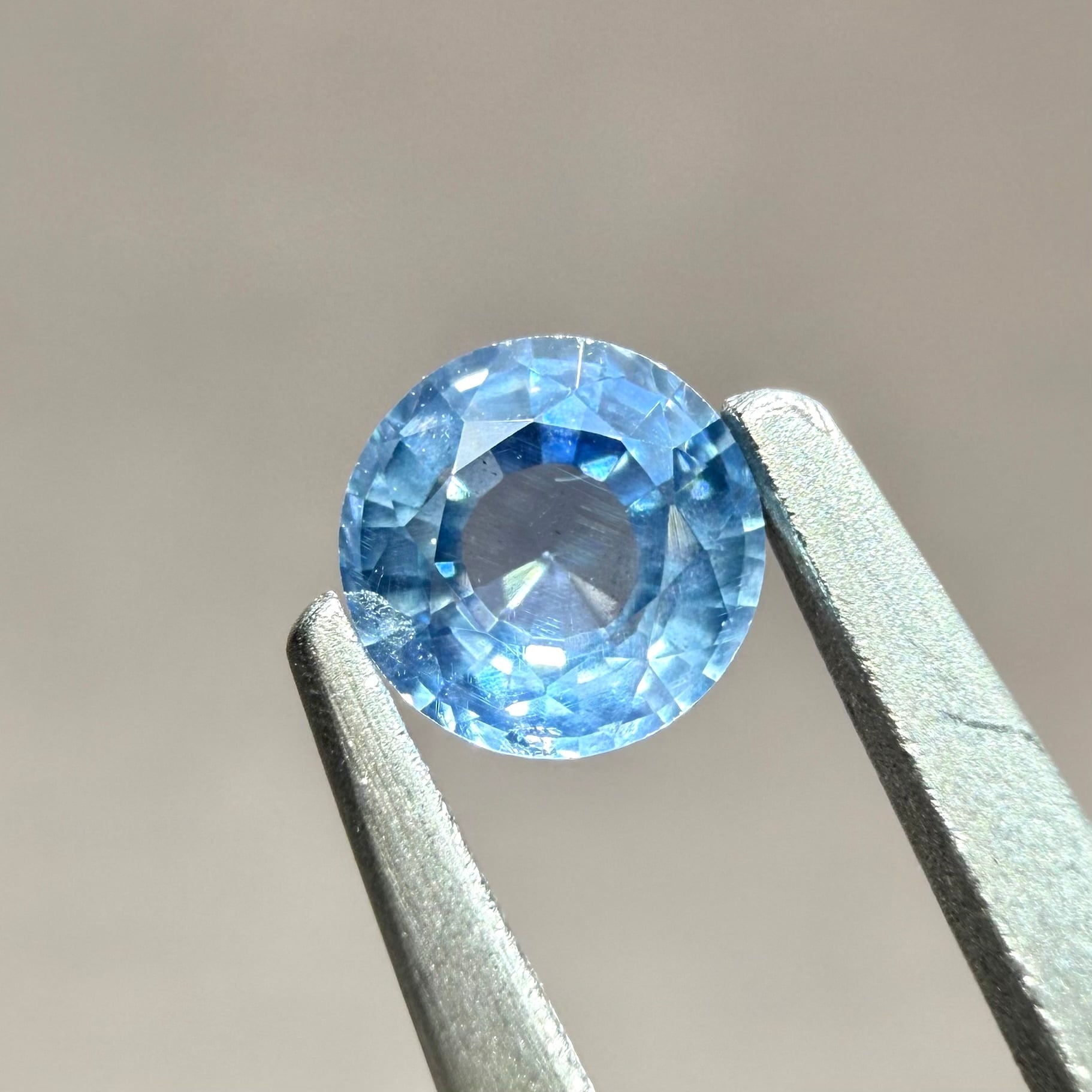 スリランカ産バイカラーサファイアオレンジ×ブルー0.29ct 4.46×3.5
