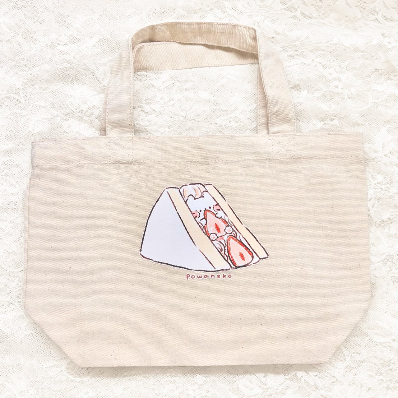 ぽわねこいちごサンドランチバッグ | ricca mocca - リッカモッカ -